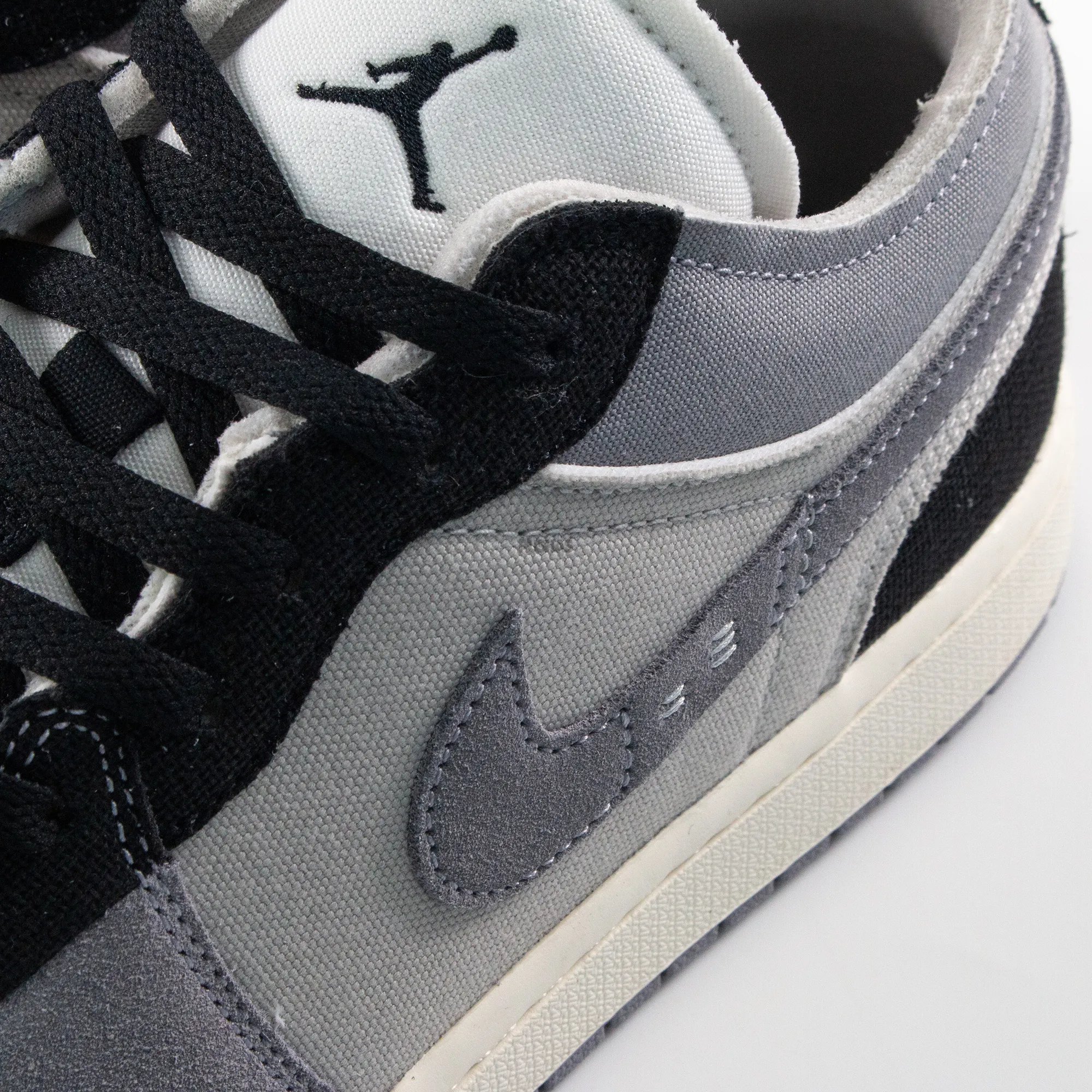 Air Jordan 1 Low SE 'Craft Inside Out Cement Grey' (2023)