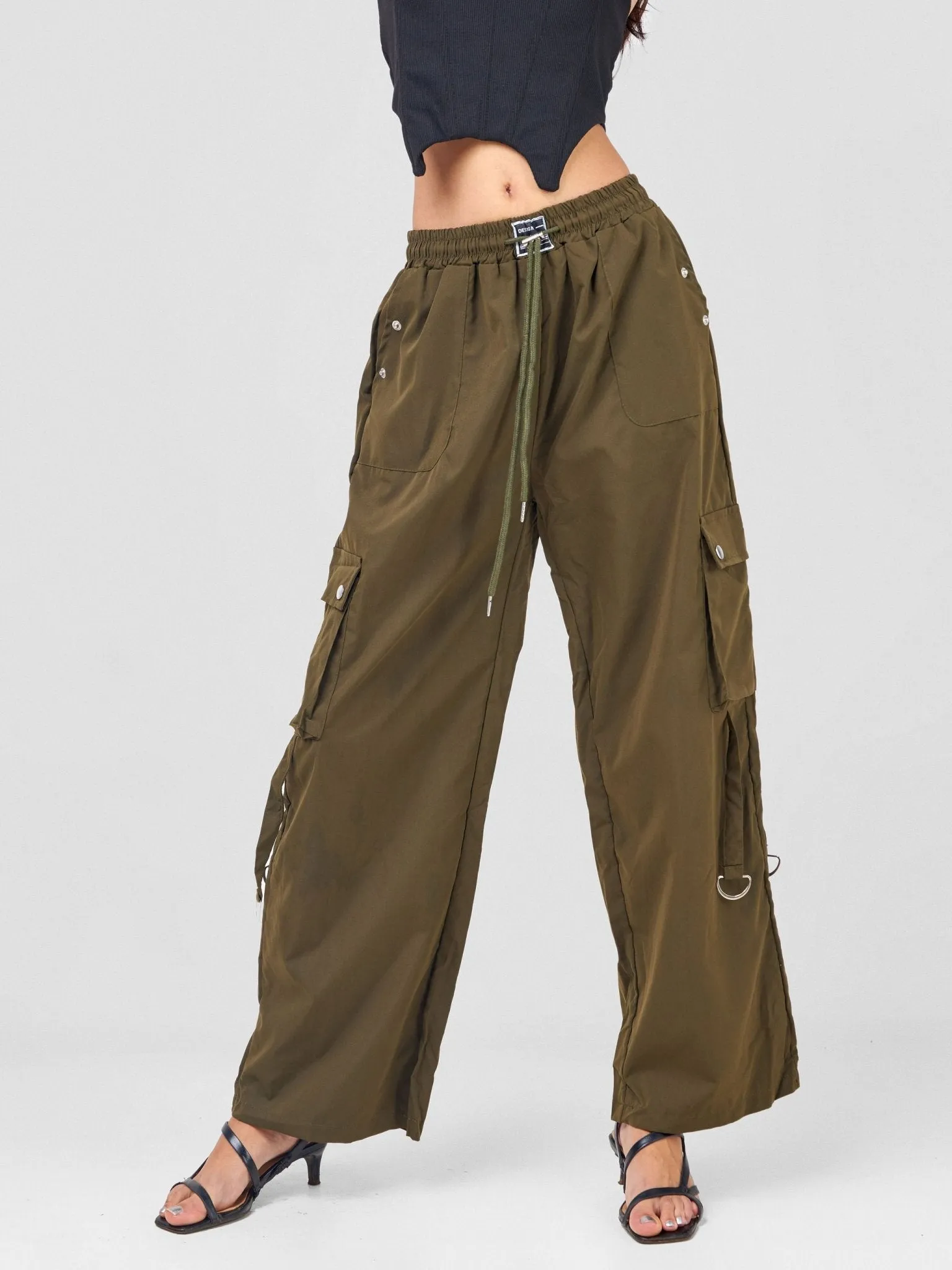 Anika Midi Rise ''Design'' Straight Fit Cargo Trousers - Army Green