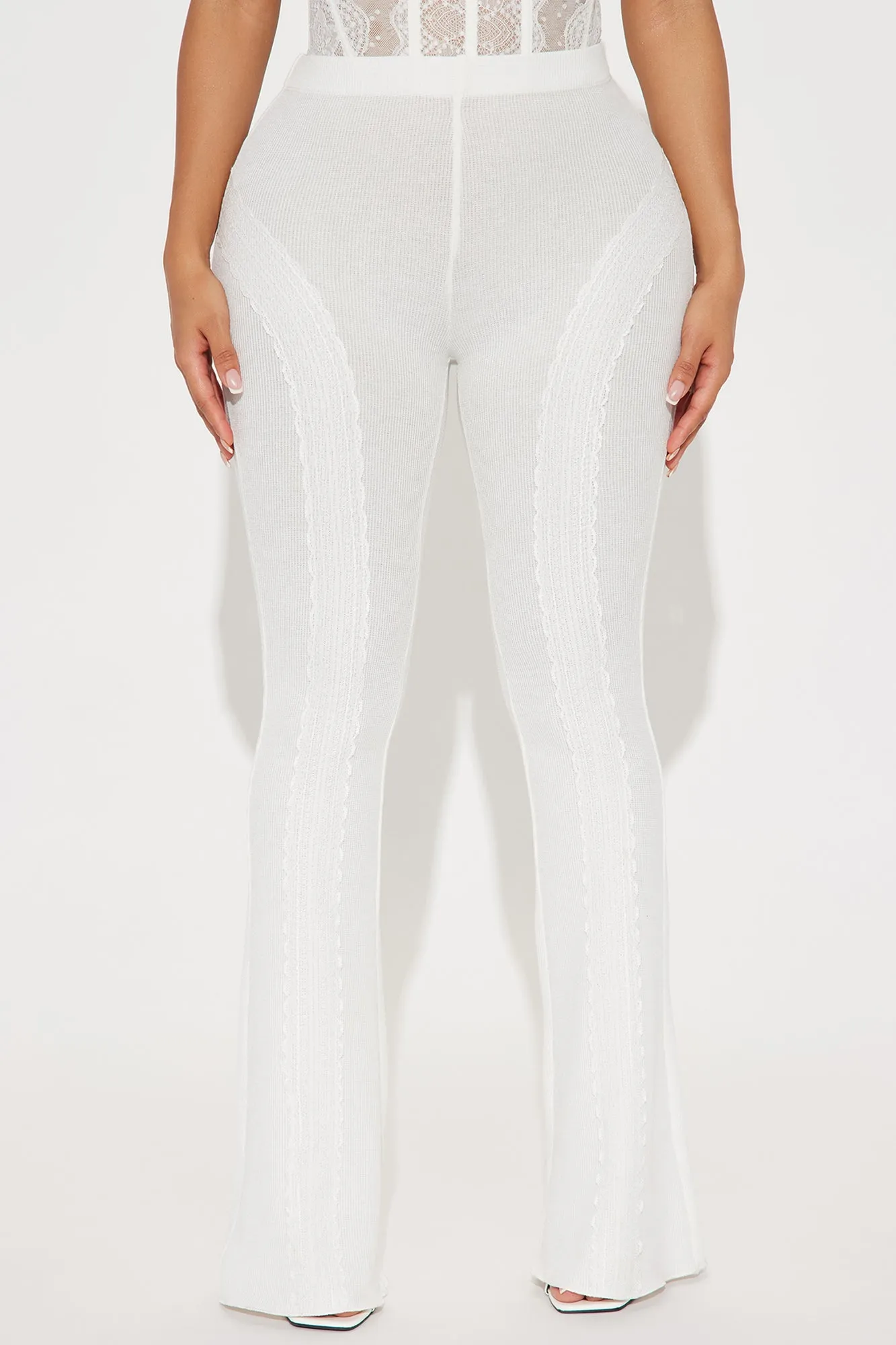 Feelin' It Ribbed Flare Pant - Ivory