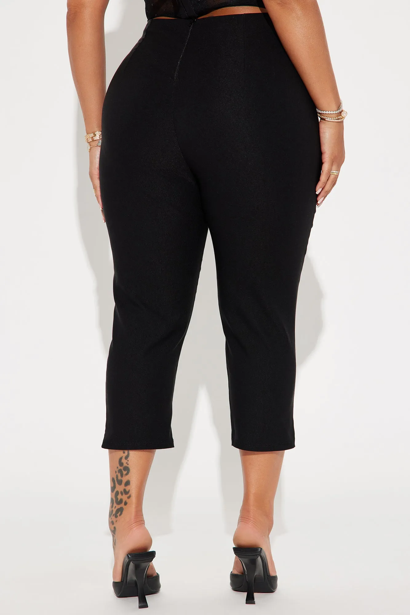 Just A Girl Capri Pant - Black