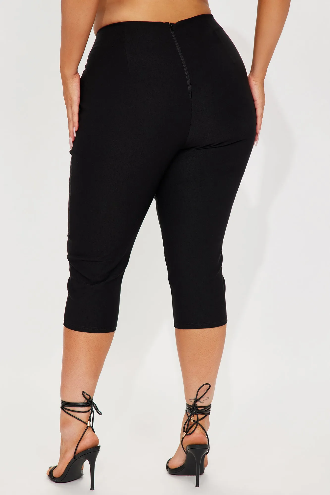 Just A Girl Capri Pant - Black