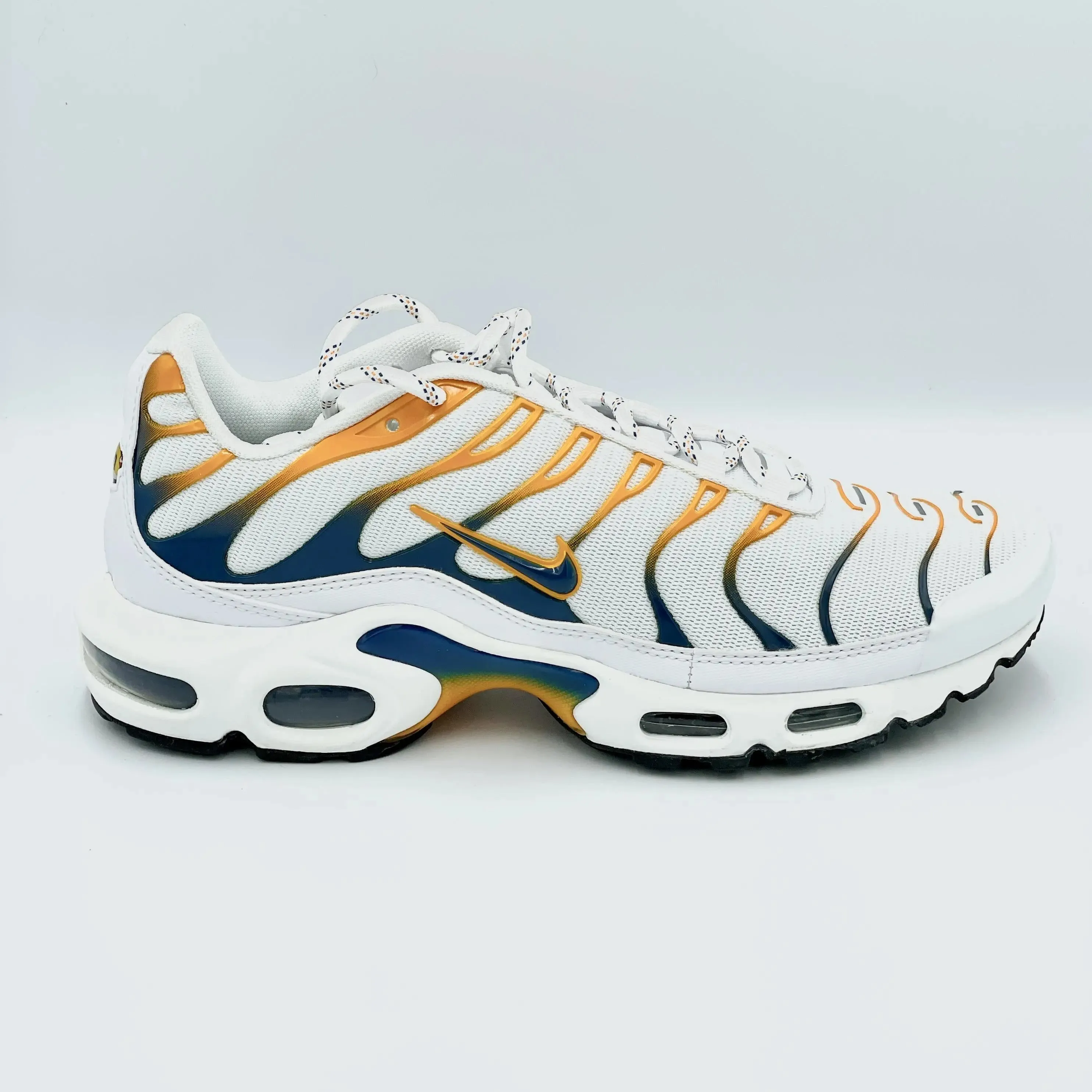 Nike TN Air Max Plus Hiking Carabiner White