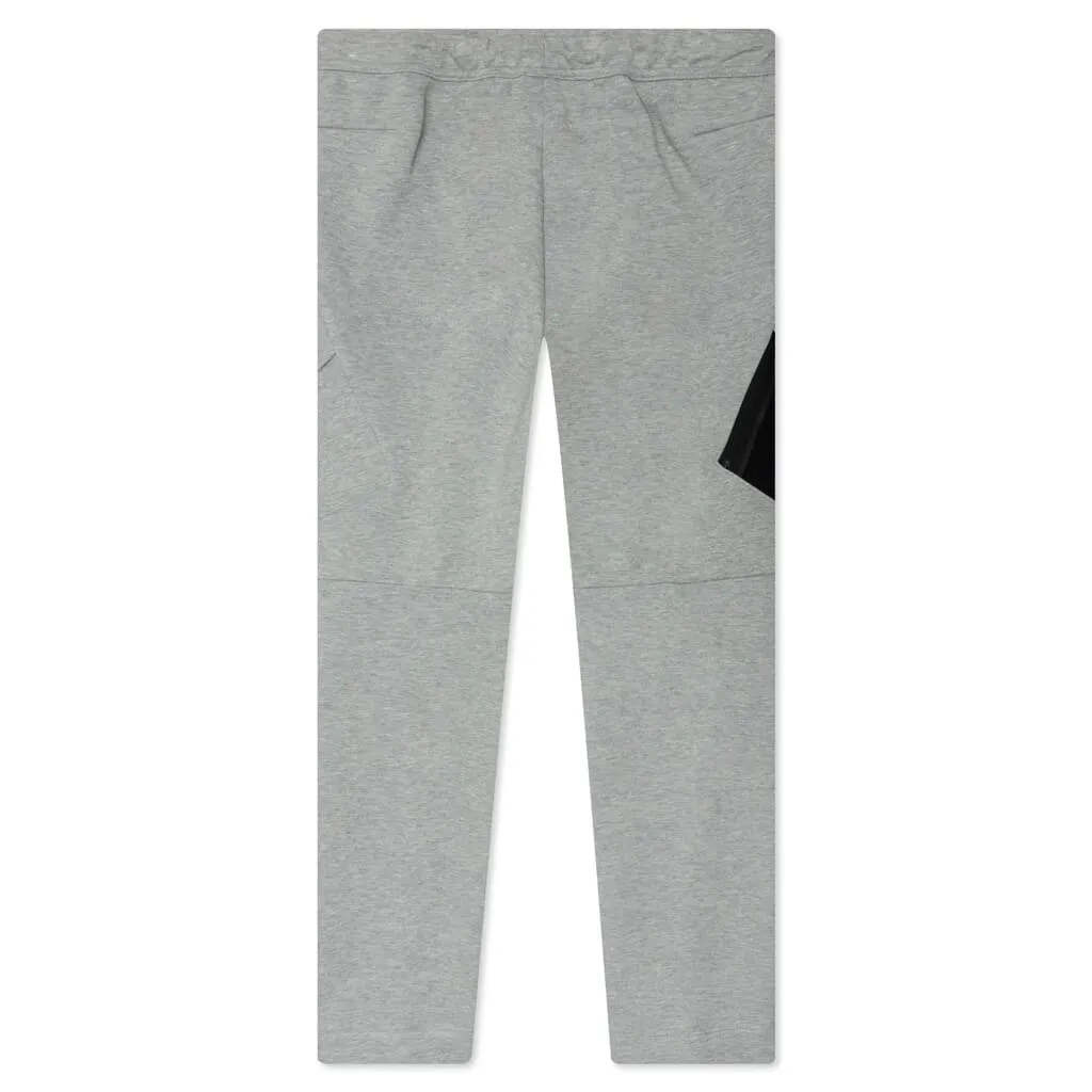 Sportswear Tech Fleece Utility Trouser - Dark Grey Heather