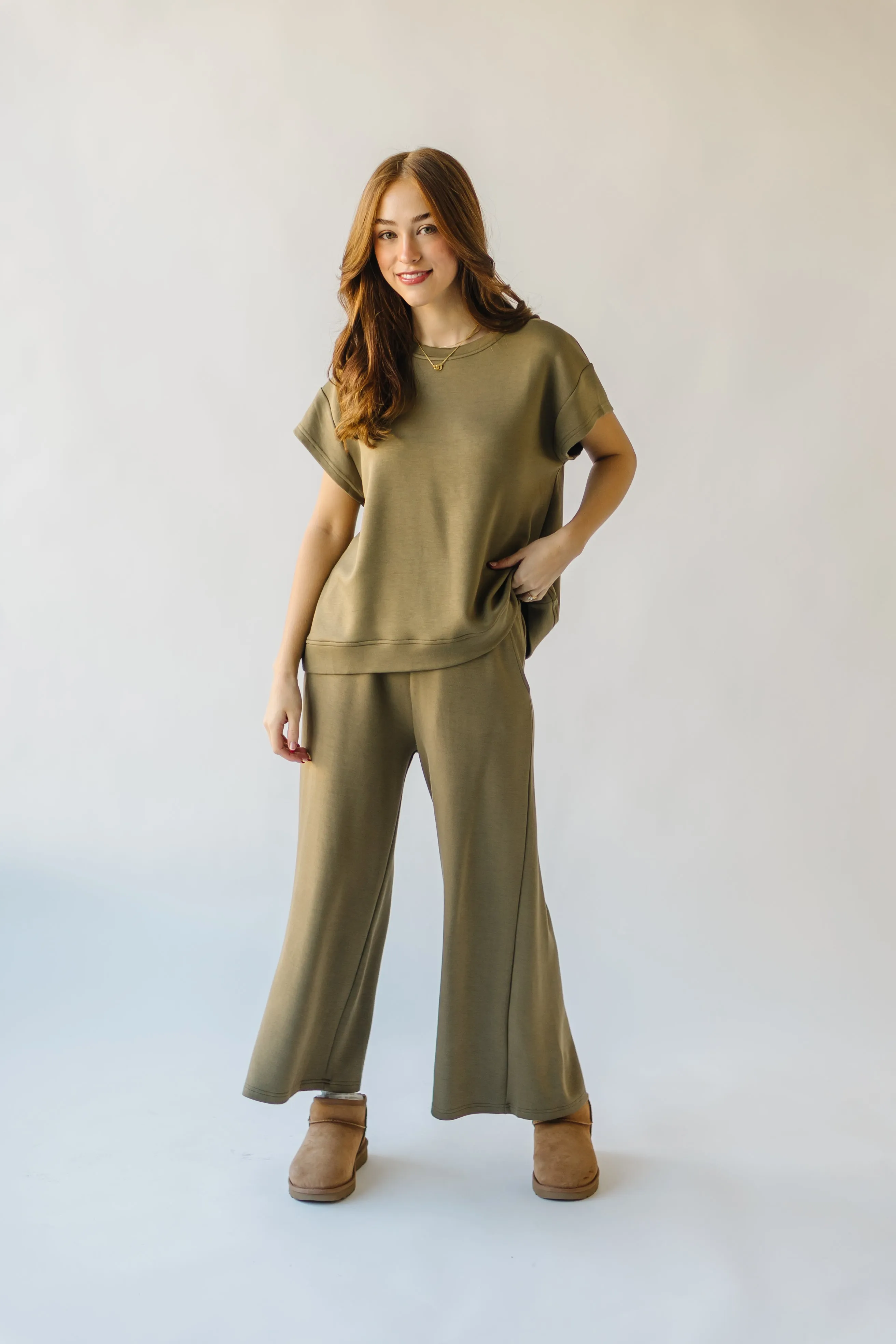 The Ronnie Basic Wide Leg Pant in Olive